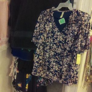 Women's blouse. The colors a mix between purple and blue